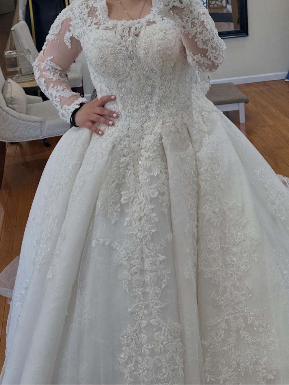 Lace Appliqué Long Sleeve Ball Gown Wedding Dress - Ivory